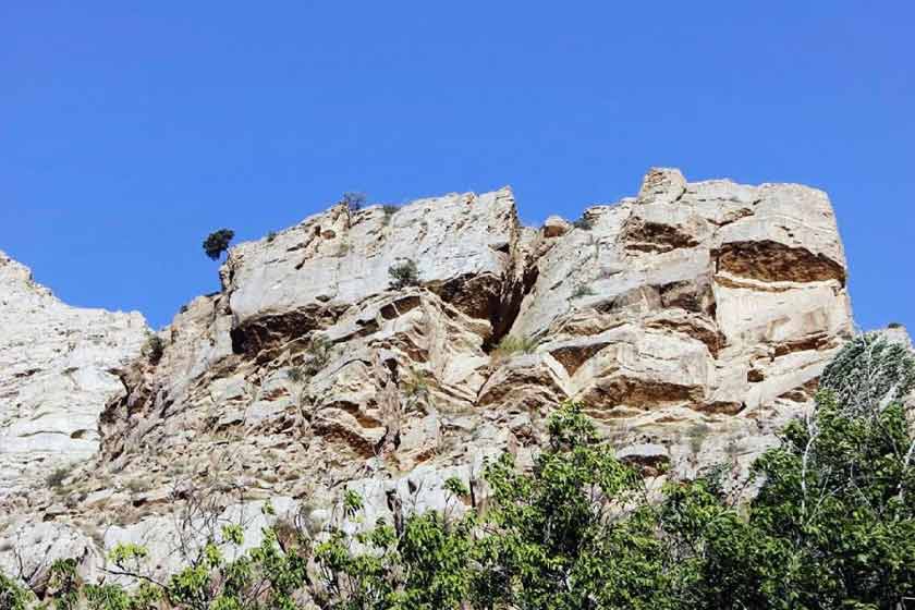 غارهای اسفیدان
